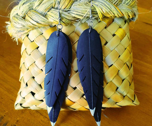 Huia - Double White Tip