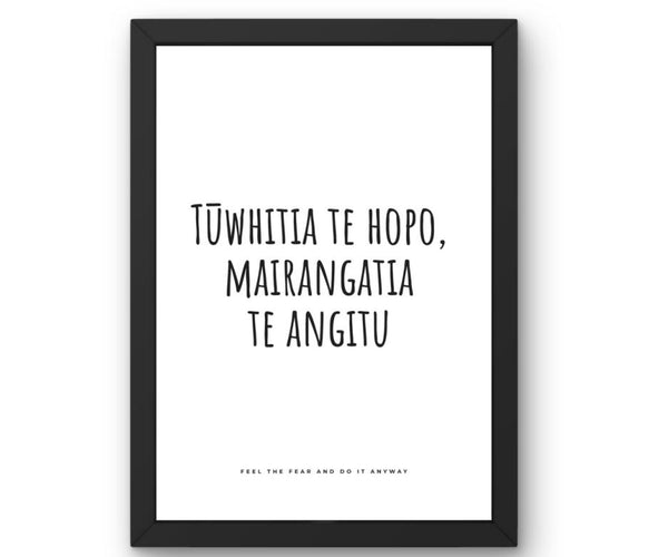 Angitu Māori: Tūwhitia te Hopo, Mairangatia te Angitu (mono)